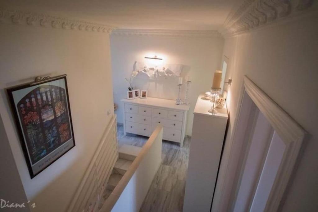 Holiday home 023 Enchanting 4 Bed Traditional Townhouse In Costa