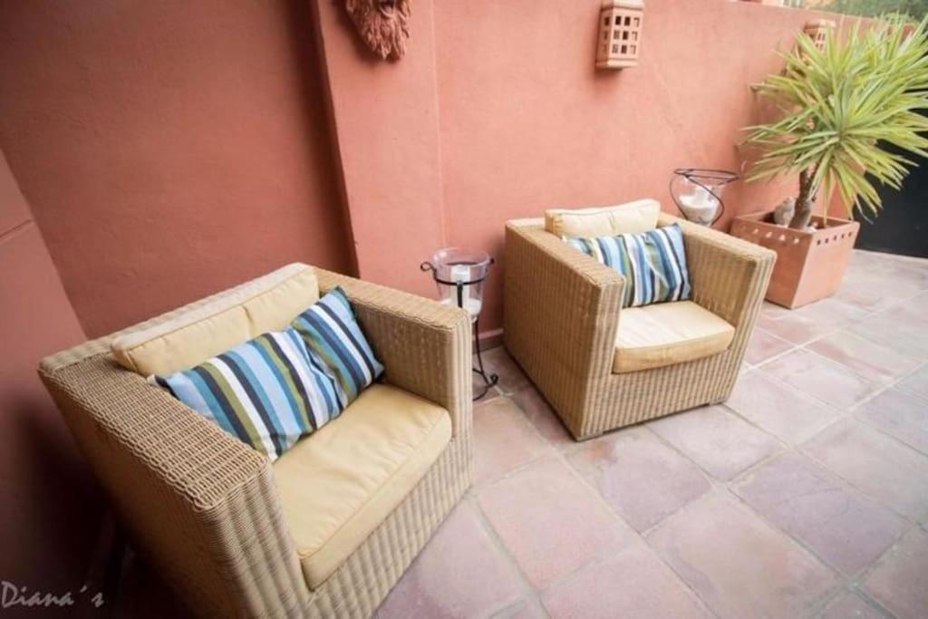 023 Enchanting 4 Bed Traditional Townhouse In Costa Feriehus Benalmádena