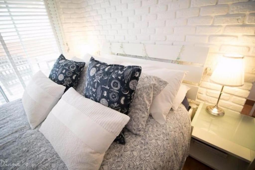 023 Enchanting 4 Bed Traditional Townhouse In Costa Feriehus